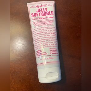 Miss Jessie’s Jelly Soft Curls.